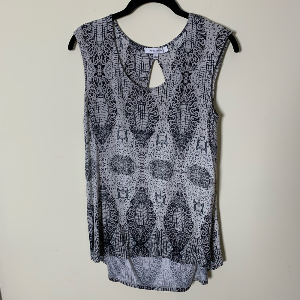 Rose and Olive Cap Sleeve Top Size Small